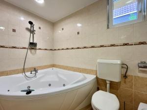 Kiss Apartmanház