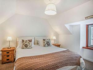 4 Bed in Ballindalloch oc-46162
