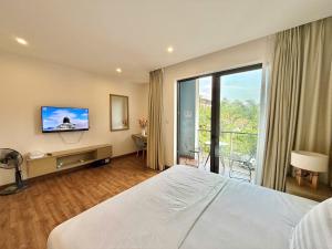 Villa 5 phòng ngủ sát biển