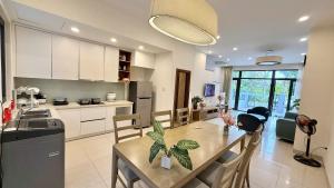 Villa 5 phòng ngủ sát biển