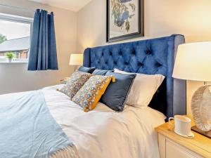 2 Bed in Swansea oc-91724