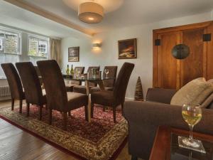 4 Bed in Nr Hawkshead oc-lcc33