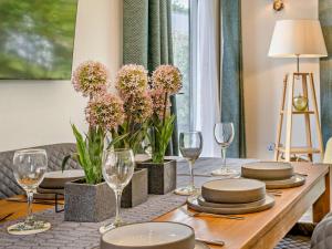 3 Bed in Swansea oc-91720