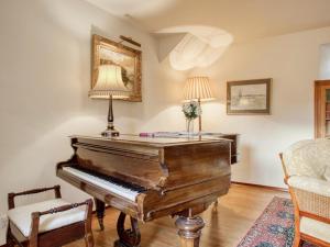 6 Bed in Fort William oc-ca139