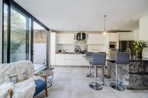 Garden Flat in Parsons Green & Walham
