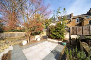 Garden Flat in Parsons Green & Walham