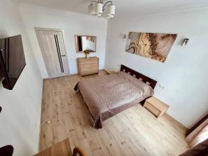 Imperial Terrace Apartment City Center with City View