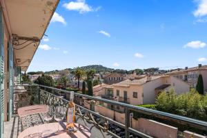 Theava Collection - Place des Lices - Saint Tropez City Center