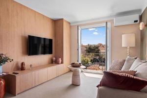 Theava Collection - Place des Lices - Saint Tropez City Center