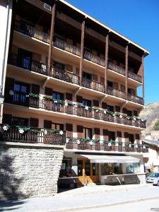 Résidence Les Etoiles Des Neiges - 4 pièces 89 personnes exposé Sud MAE-9484