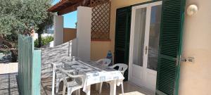 Villa Olivia Residence Ischia - nel Verde con Piscine e Vista Mare