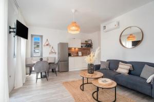 Luxury Sea View Apartment in Kastraki