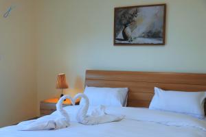 J Apartments- one bedroom at Samarah Resort B-02