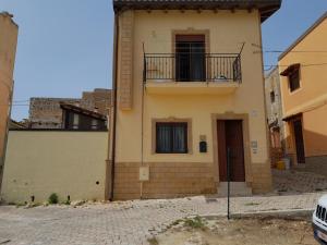 Casa dalle valli del castello