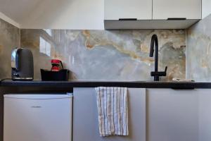 Studio - Near Regents Park - WiFi - Sleeps 2