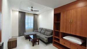 Darling Grand SME