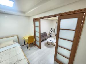 Yeoksam Gangnam 5min Cozy Urban Signature Stay