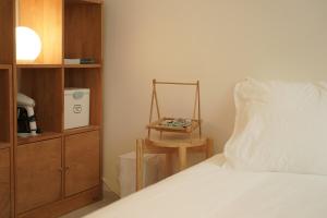 Warm Minimal Wood House near Hongdae, 3min Subway, Airport Bus 6 mins