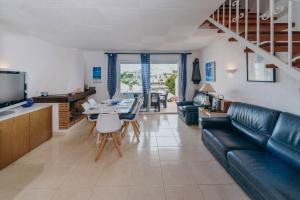 WELCS APARTAMENTO 338 EMP con terraza y parking