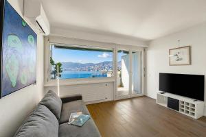 View and Art - Happy Rentals
