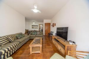 Apto com 3 quartos a 200m da Praia Pitangueiras