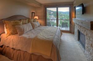 Edgemont 2504 - Luxury Ski-in Ski-out Condo
