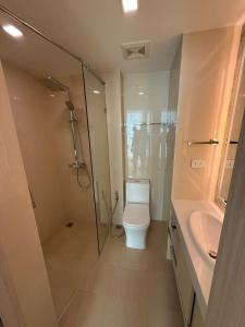 Olympus apartment with central pool in Pattaya