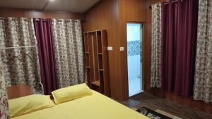 Mannan Cottage Kodaikanal with Sightseeing Car