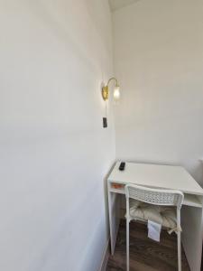 Studio - Transport Links - WiFi - Sleeps 2