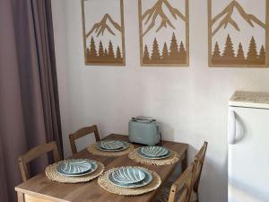 Appartement 4 pers avec piscine, jacuzzi et balcon, proche des pistes - Les Orres - FR-1-322-421