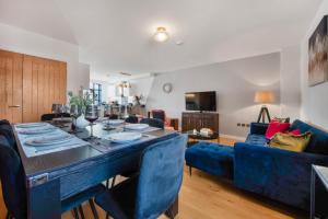 WhiskAwayStays - Dusk House - Luxury home