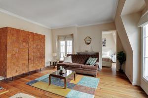 Saint Germain des Prés - 1BR - Paris Vacation Rentals