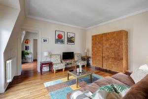 Saint Germain des Prés - 1BR - Paris Vacation Rentals