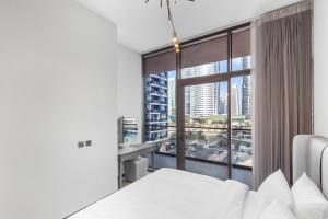 Stylish 1BR Apartment, Pool, Jacuzzi, Sauna, Gym