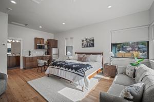 18196-2 Forestbrook Loop