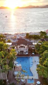 Apartment in a resort condominium, facing the sea - Enseada