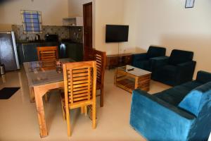Nirantara Luxury Service Apartment