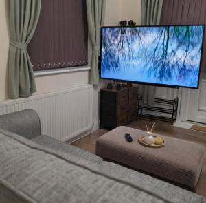 Private Entrance Annexe - 1 Double Bedroom plus Sofa Bed