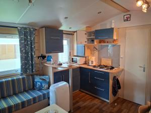 Mobil home Camping Proche ROYAN a 300m de la plage