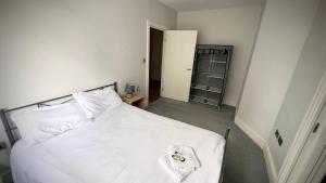 En-suite bedroom in city centre in a 2 bed flat