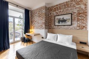 InshiApartments on Rynok Square 18