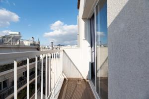 Skyline Studio apartment with balcony