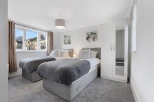 NEW! Spacious 4BR in Sidney