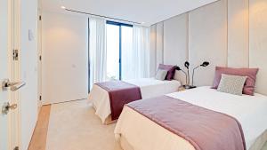 Villa de Luxo com Piscina e Estacionamento Privado