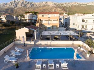 Apartments Oliva with Heated Pool
