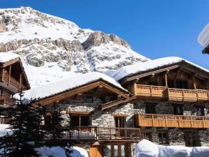 Chalet Bazile - Appartement entièrement rénové Vieux village Cheminée MAE-2893