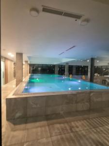 Green Port Klimatyczny 1 z basenem, jacuzzi i sauną Admus