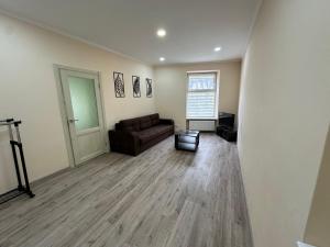 The Snowy Loft by Key&Stay