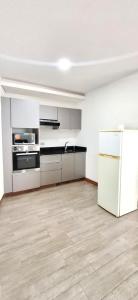 12 AMPLIO MONOAMBIENTE EQUIPADO En el centro de la ciudad