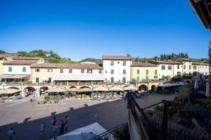 Casa MatildeNeri - Vista Piazza Greve - above Falorni